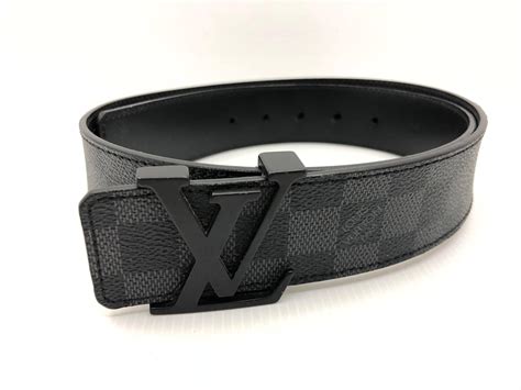 louis vuitton belt pics.